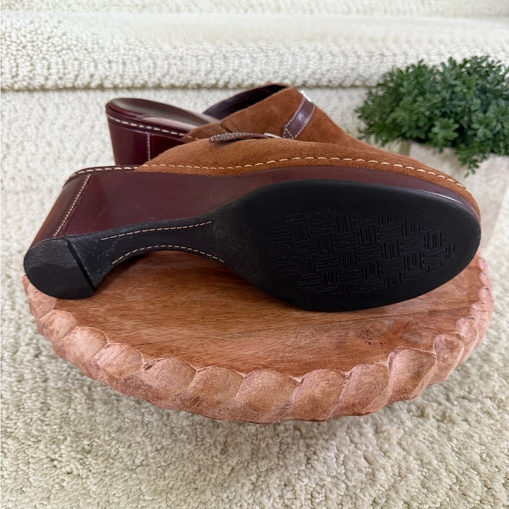 👡 Cole Haan Brown Suede and Leather Women's Mules. - Picture 4 of 10